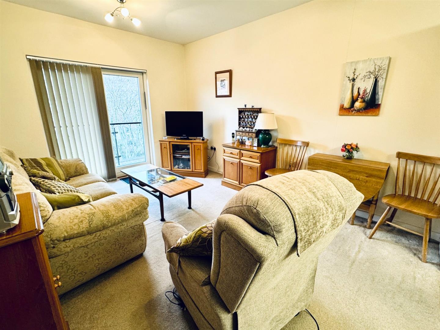 Mariners Court, Lamberts Road, Marina, Swansea, SA1 8QW